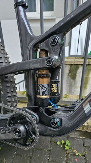 Gebrauchtes Propain Hugene CF 29" Highend 2022 Frameset 2022 Mountainbike, Hellgrau, 29 — Bild 30 von 48