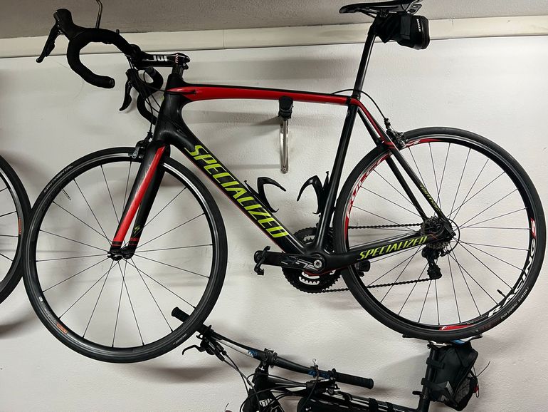 Used Specialized Tarmac Comp 2017 2017 Road & Gravel, Black — image 2 of 4