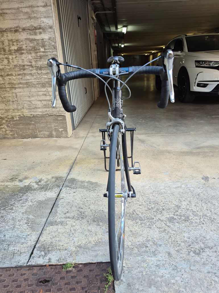 Used C4 C4 2004 Road & Gravel, Black — image 3 of 4