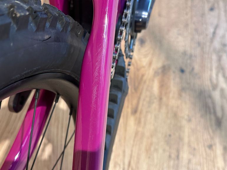 Used Santa Cruz Bronson S / Carbon C 2025 2025 Mountainbike, Purple, 29, 27.5 — image 6 of 8