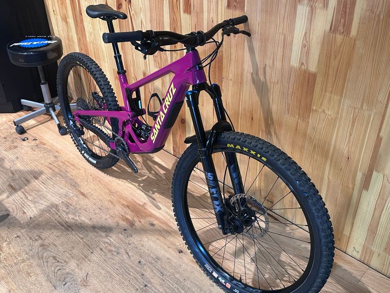 Used Santa Cruz Bronson S / Carbon C 2025 2025 Mountainbike, Purple, 29, 27.5 — image 3 of 8