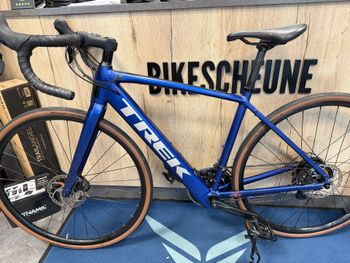 Used Trek Domane+ AL 5 2025 2025 Road & Gravel, Blue — image 2 of 6