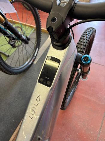 Used Orbea WILD M-TEAM 2026 Con Motore BOSCH CX-R Gen 5 (RACE) 2026 Mountainbike, Light Gray — image 4 of 6