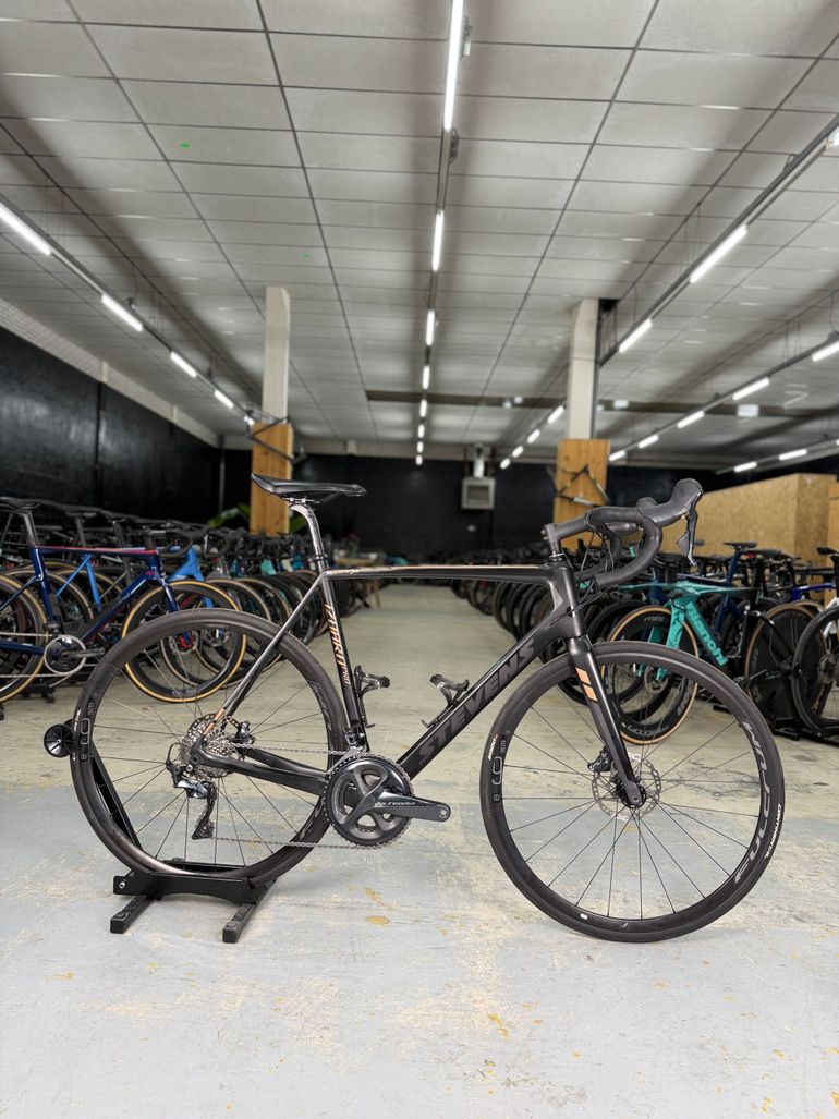 Used Stevens Izoard Pro Carbon 2021 Road & Gravel, Black — image 1 of 18
