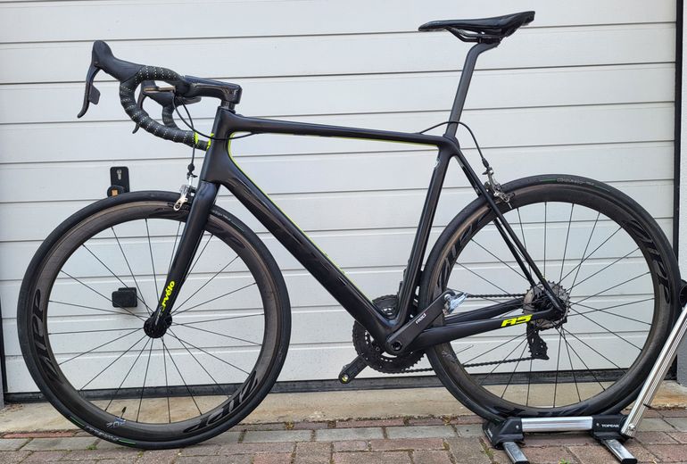 Used Cervélo R5 eTAP 2018 2018 Road & Gravel, Black — image 1 of 9