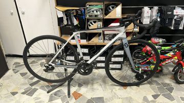 Scott Addict RC 40 2021 2021 Road & Gravel usato