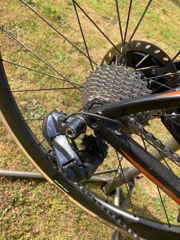 Used BMC Roadmachine 01 FOUR 2020 2020 Road & Gravel, Black — image 11 of 15
