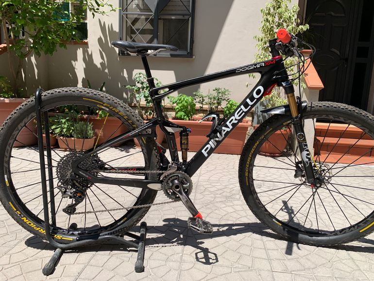 Used Pinarello Dogma Shimano XTR 2017 Mountainbike, Black — image 7 of 8