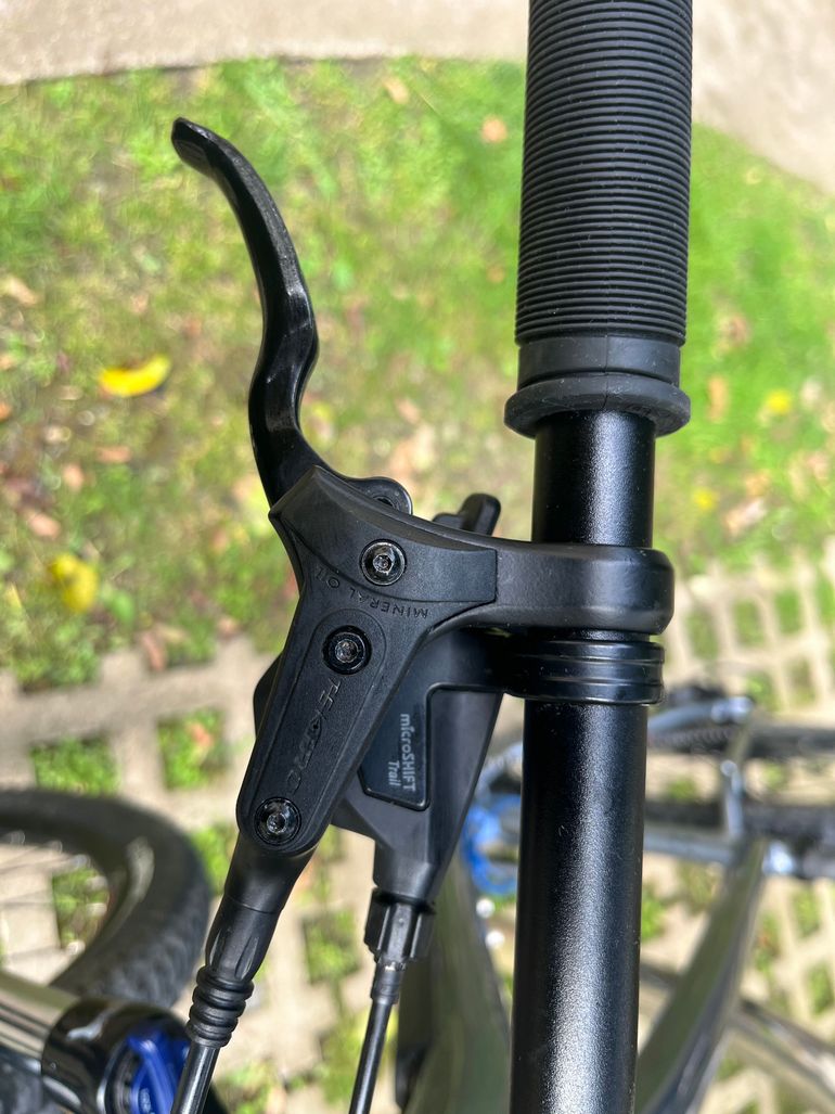 Used ROCKRIDER Rockrider Explore 520 2023 Mountainbike, Light Gray — image 7 of 8