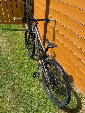 Used Specialized Stumpjumper Comp Alloy 2023 2023 Mountainbike — image 4 of 7