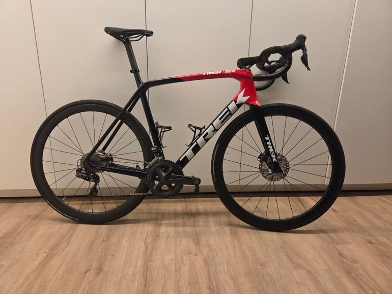 Used Trek Émonda SLR 7 2021 2021 Road & Gravel, Red — image 6 of 6