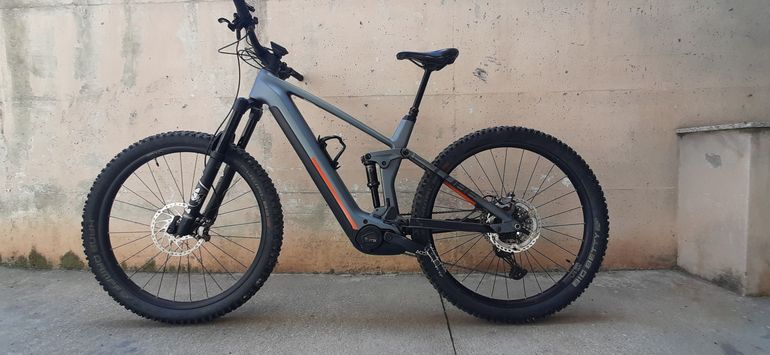 Used CUBE CUBE E MTB 160  750 2023 Mountainbike, Light Gray — image 1 of 5