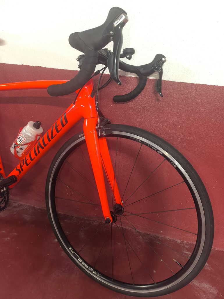 Used Specialized Men's Tarmac Sport 2018 2018 Road & Gravel, Orange — image 4 of 9