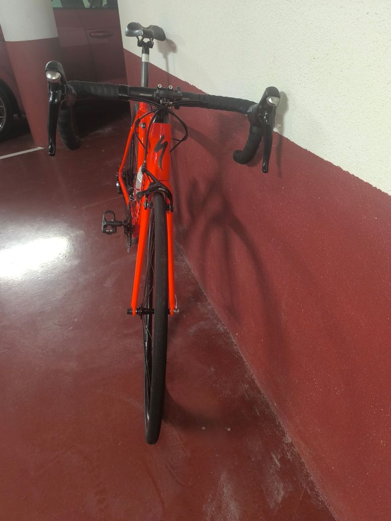 Used Specialized Men's Tarmac Sport 2018 2018 Road & Gravel, Orange — image 8 of 9