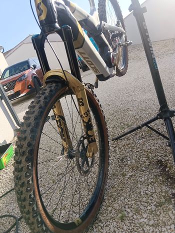 Used Scott Patron ST eRIDE 910 2024 2024 Mountainbike, Light Gray, 29 — image 4 of 5