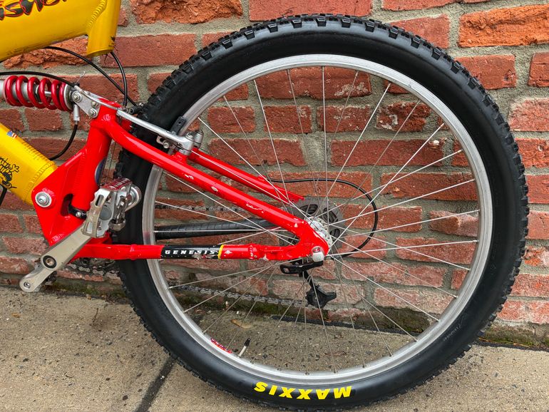 Used Gary Fisher Gary Fisher Joshua Z1 Full Suspension 1997 Mountainbike, Red, 26 — image 20 of 23