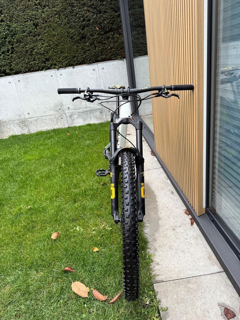 Used Canyon Spectral 29 FW 2023 2023 Mountainbike, White, 29 — image 3 of 12