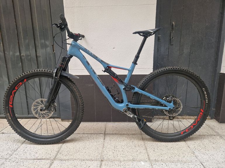 Used Specialized Men's Stumpjumper Expert 29 2019 2019 Mountainbike, Blue, 29 — image 2 of 6