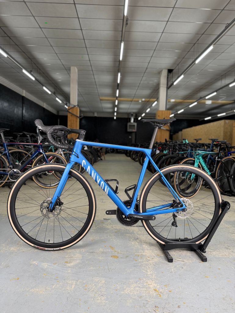 Used Canyon Ultimate CF SL Carbon 2019 Road & Gravel — image 15 of 23