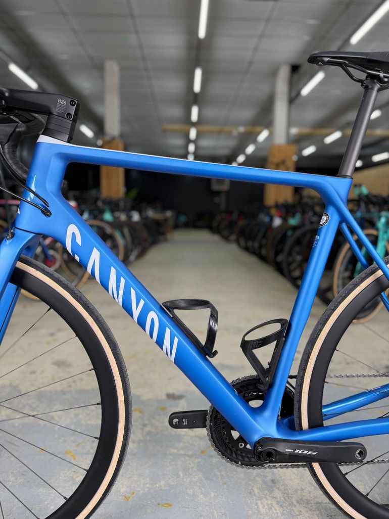 Used Canyon Ultimate CF SL Carbon 2019 Road & Gravel — image 22 of 23