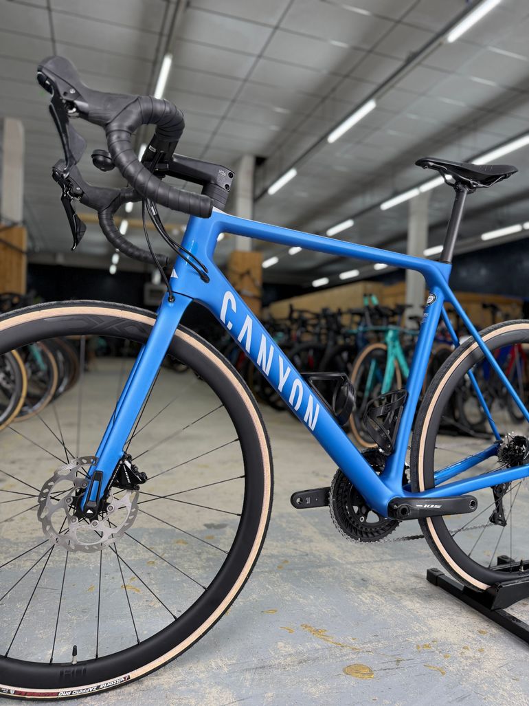 Used Canyon Ultimate CF SL Carbon 2019 Road & Gravel — image 16 of 23