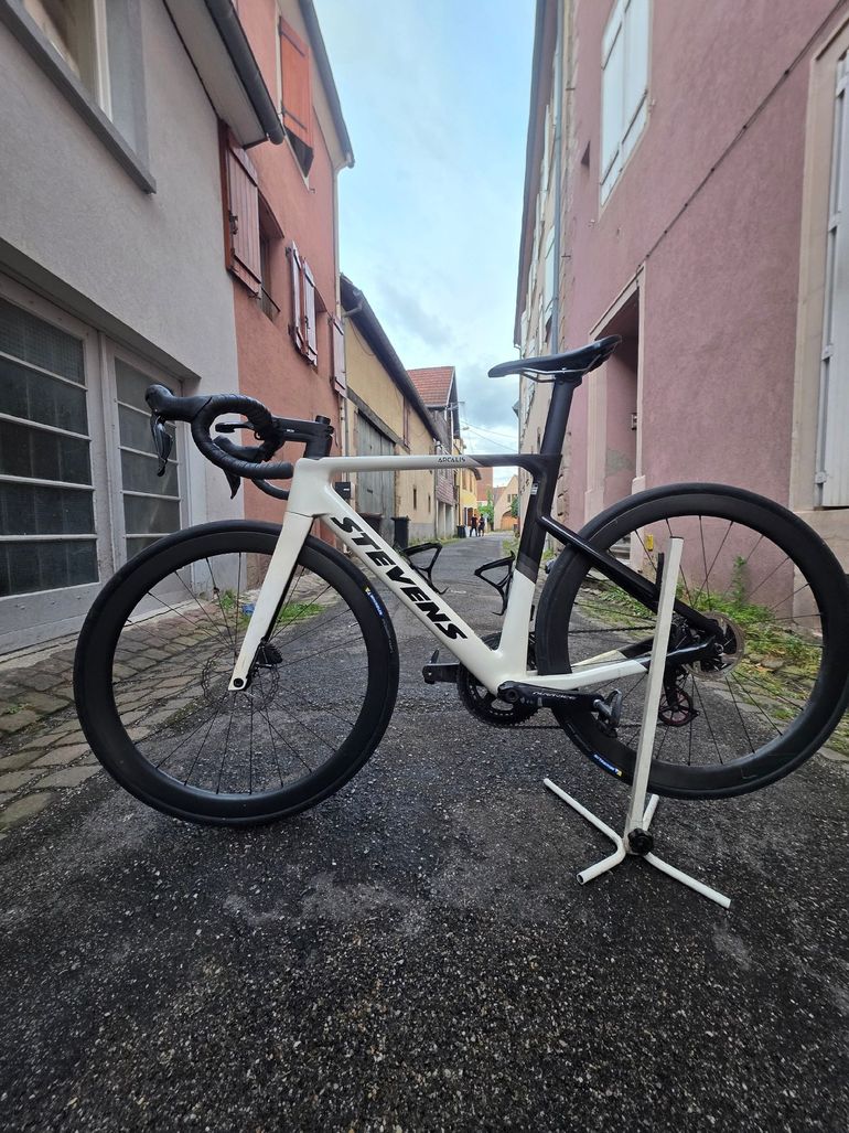 Used Stevens Arcalis Shimano Dura Ace Di2 2024 Road & Gravel, White — image 2 of 4