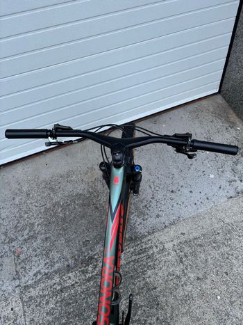 Used Stevens Sonora ES 2021 2021 Mountainbike, Green — image 6 of 12