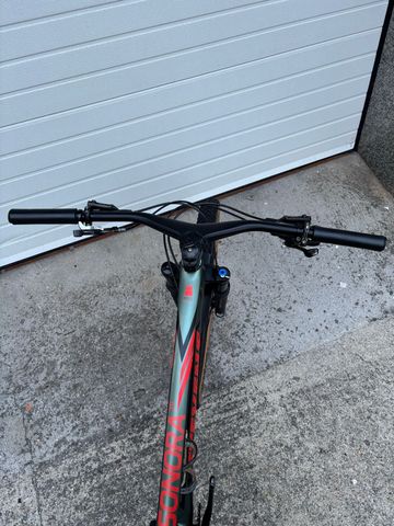 Used Stevens Sonora ES 2021 2021 Mountainbike, Green — image 6 of 12