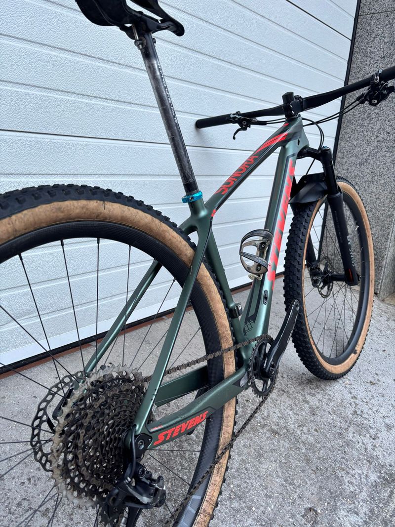 Used Stevens Sonora ES 2021 2021 Mountainbike, Green — image 2 of 12
