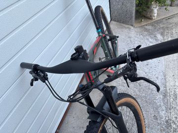 Used Stevens Sonora ES 2021 2021 Mountainbike, Green — image 8 of 12