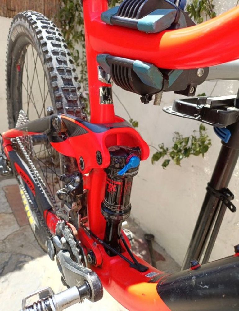 Used Giant Trance Shimano Deore XT 2018 Mountainbike, Orange, 27.5 (650B) — image 4 of 10