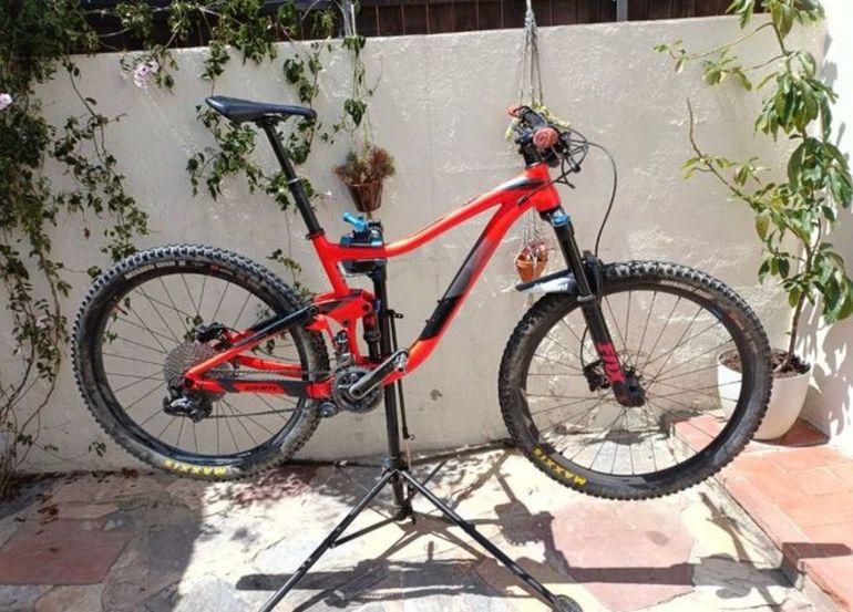 Used Giant Trance Shimano Deore XT 2018 Mountainbike, Orange, 27.5 (650B) — image 1 of 10
