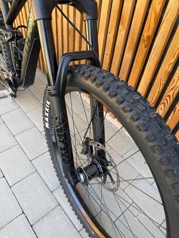 Used Radon Slide 160 Carbon Enduro Mullet / MX 2018 Mountainbike, Schwarz — image 7 of 14