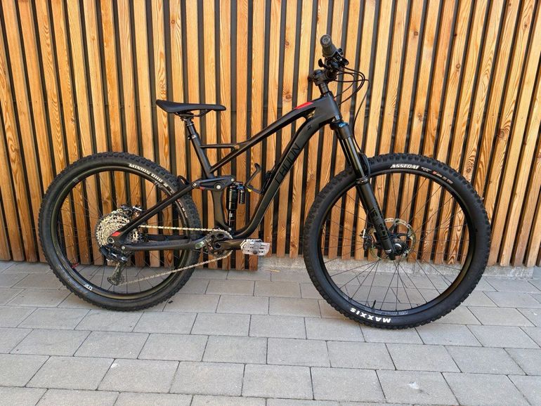Used Radon Slide 160 Carbon Enduro Mullet / MX 2018 Mountainbike, Schwarz — image 9 of 14
