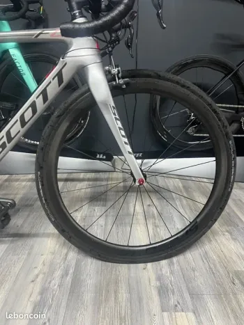 Used Scott SCOTT FOIL 15 – Full Carbone – Ultegra Di2 10V – Roues Carbone Veltec – Taille S/52 2012 Road & Gravel — image 5 of 8
