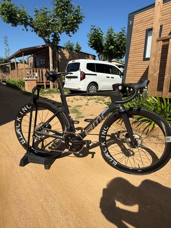 Used BMC BMC Teammachine R 01 FOUR 2026 Road & Gravel, Black — image 2 of 9