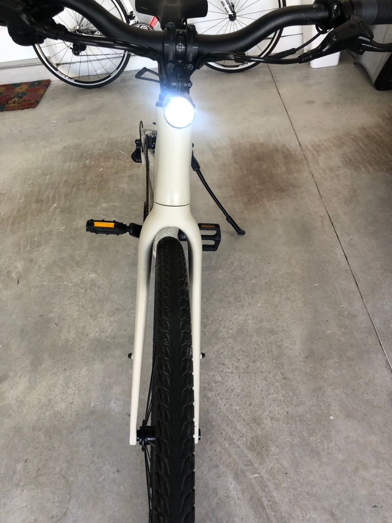 Used Velotric T1 E-Bike Regular Size 2025 Road & Gravel, Light Gray — image 7 of 11