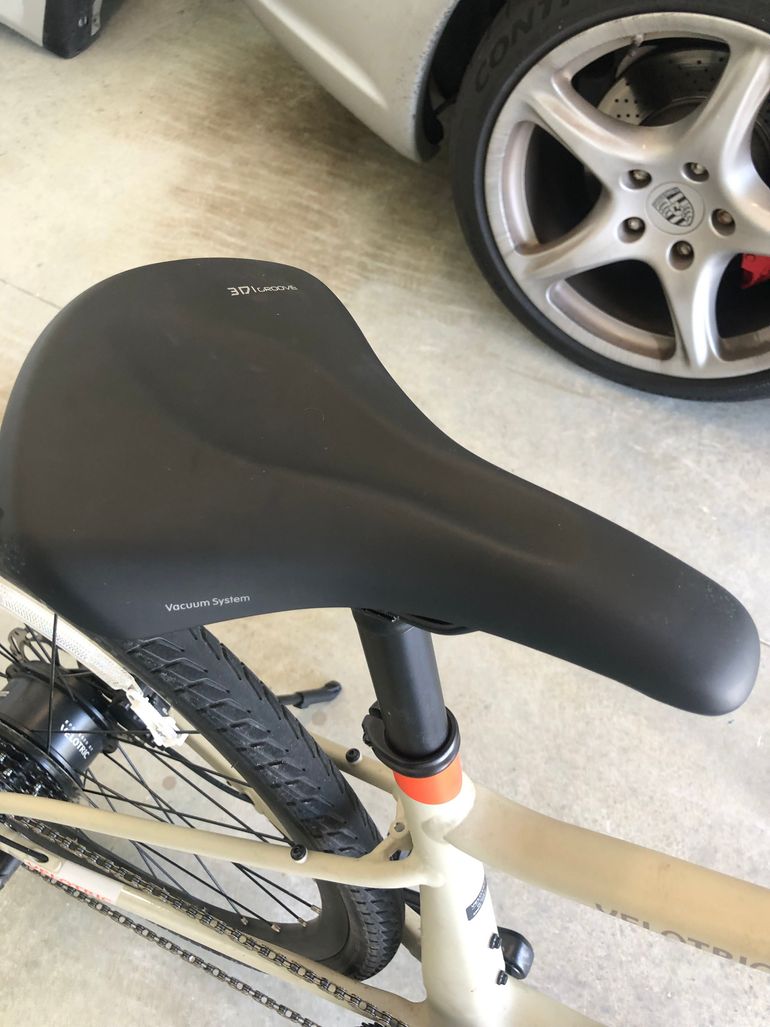 Used Velotric T1 E-Bike Regular Size 2025 Road & Gravel, Light Gray — image 10 of 11