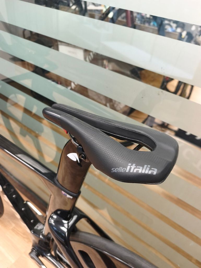 Used Factor HANZŌ - SRAM Red w/ Power Meter 2025 2025 Road & Gravel, Black — image 20 of 21