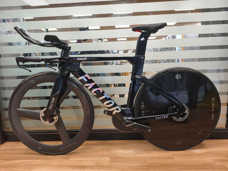 Used Factor HANZŌ - SRAM Red w/ Power Meter 2025 2025 Road & Gravel, Black — image 12 of 21