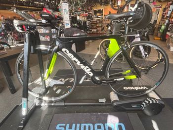 Used Canyon Endurace CF 7 2024 2024 Road & Gravel, Light Gray — image 4 of 5