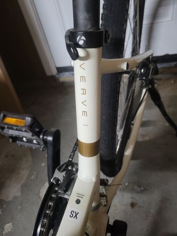 Used Trek Verve 1 Disc Lowstep 2022 2022 Urban, White — image 3 of 11