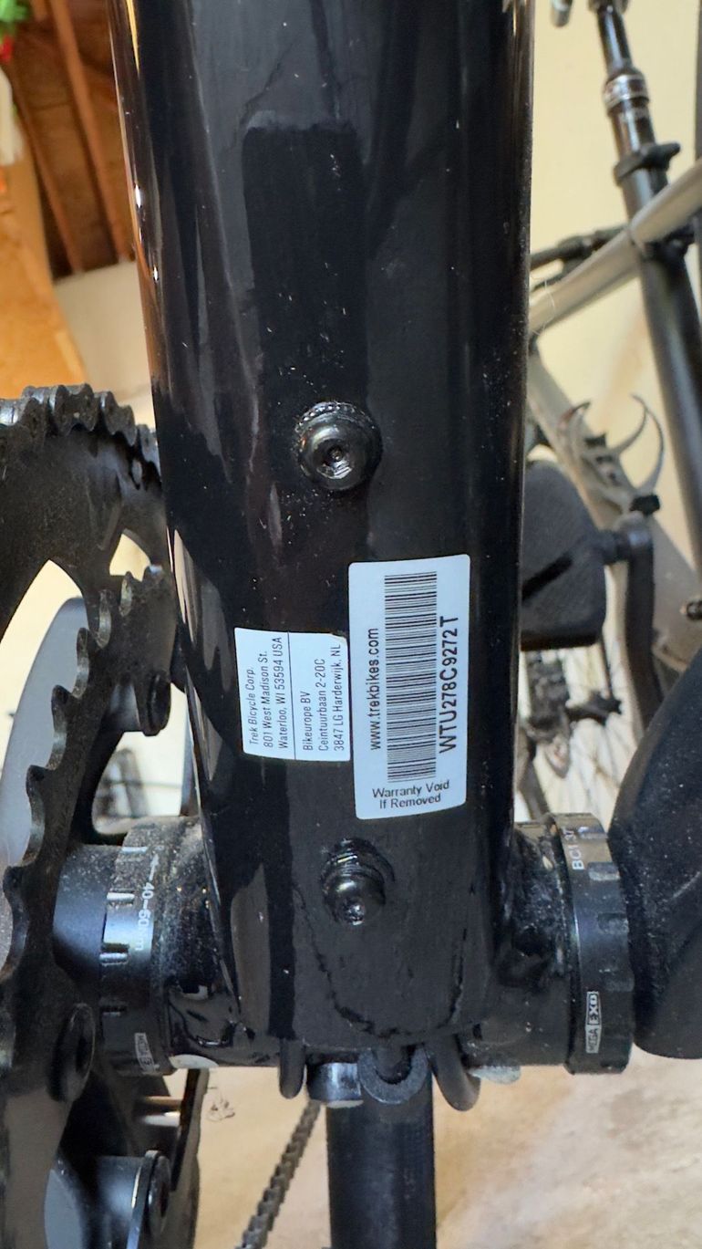 Used Trek Domane AL 4 Disc 2022 2022 Road & Gravel, Black — image 8 of 8