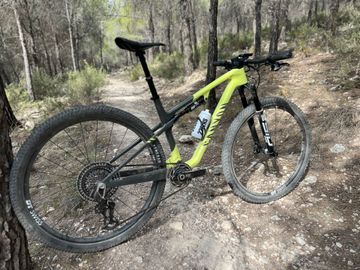 Used Canyon Lux World Cup Frameset 2025 Mountainbike, Green — image 4 of 4