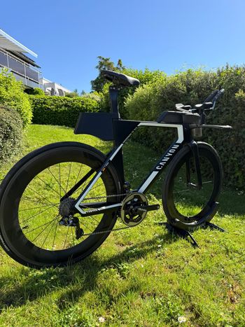 Used Canyon Speedmax CF SLX 9.0 2018 2018 Road & Gravel, Black — image 5 of 17