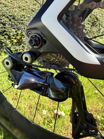 Used Canyon Speedmax CF SLX 9.0 2018 2018 Road & Gravel, Black — image 17 of 17