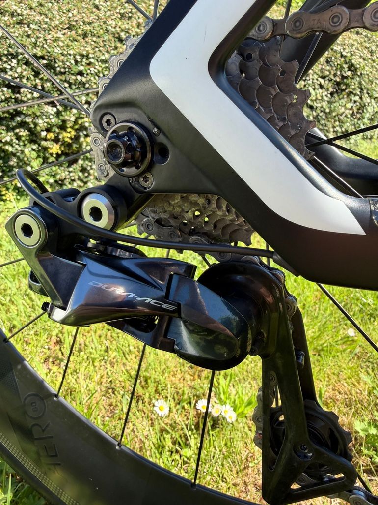 Used Canyon Speedmax CF SLX 9.0 2018 2018 Road & Gravel, Black — image 17 of 17