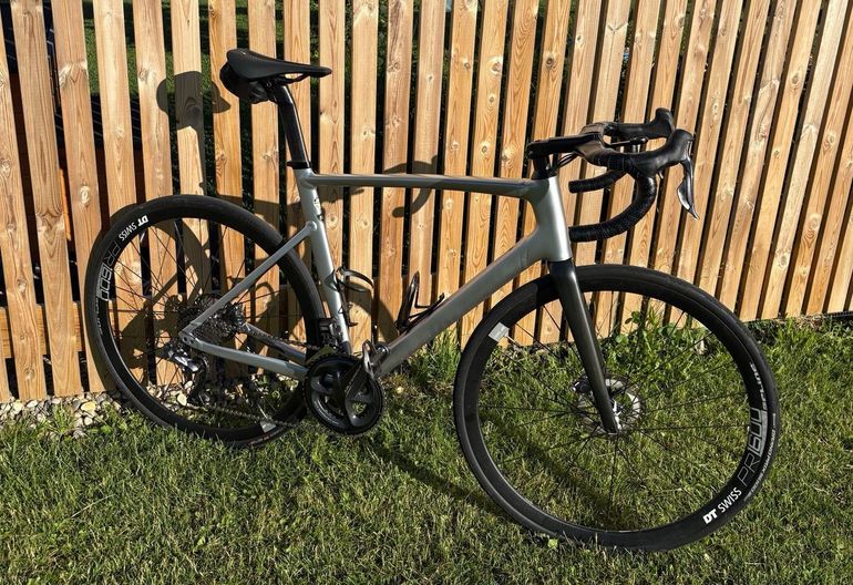 Used Specialized Allez Sprint Comp 2023 Road & Gravel, Hellgrau — image 4 of 13
