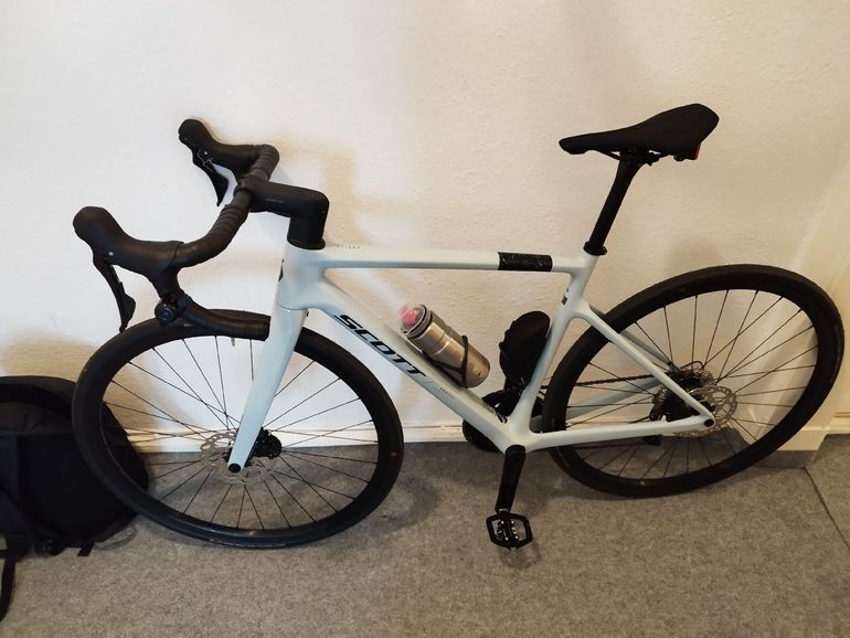 Used Scott Addict RC Shimano 105 2025 Road & Gravel, Hellgrau — image 11 of 11