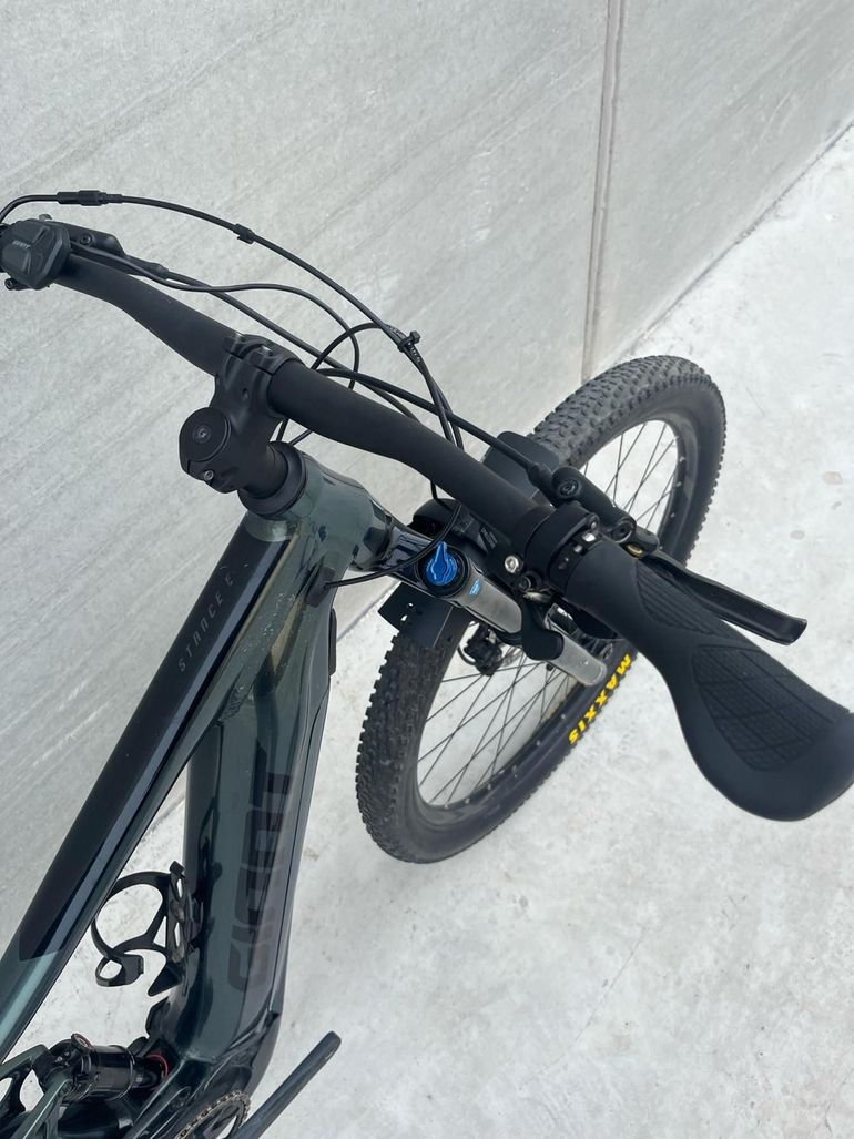 Used Giant Stance E+ 2 2021 2021 Mountainbike, Green, 29 — image 4 of 9